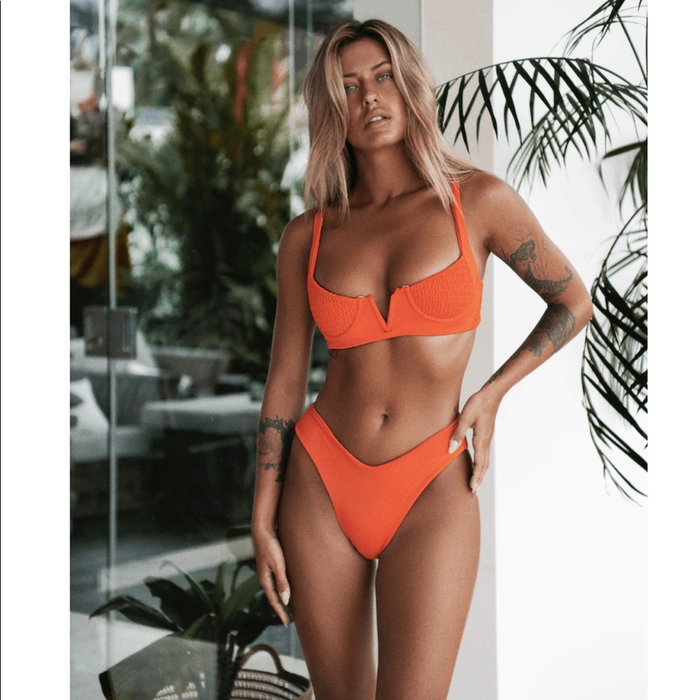 BRAND NEW LaHana Swim